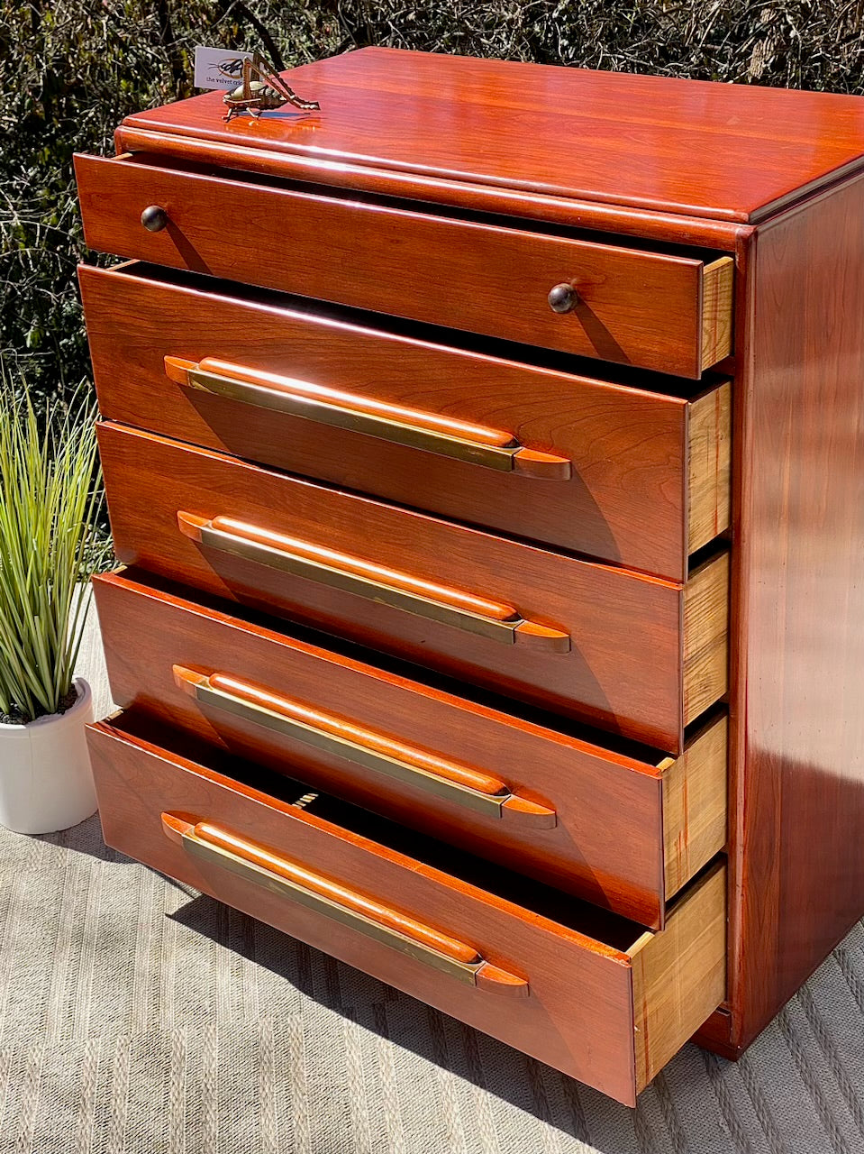 Vintage MCM Mid Century 5 Drawer Dresser