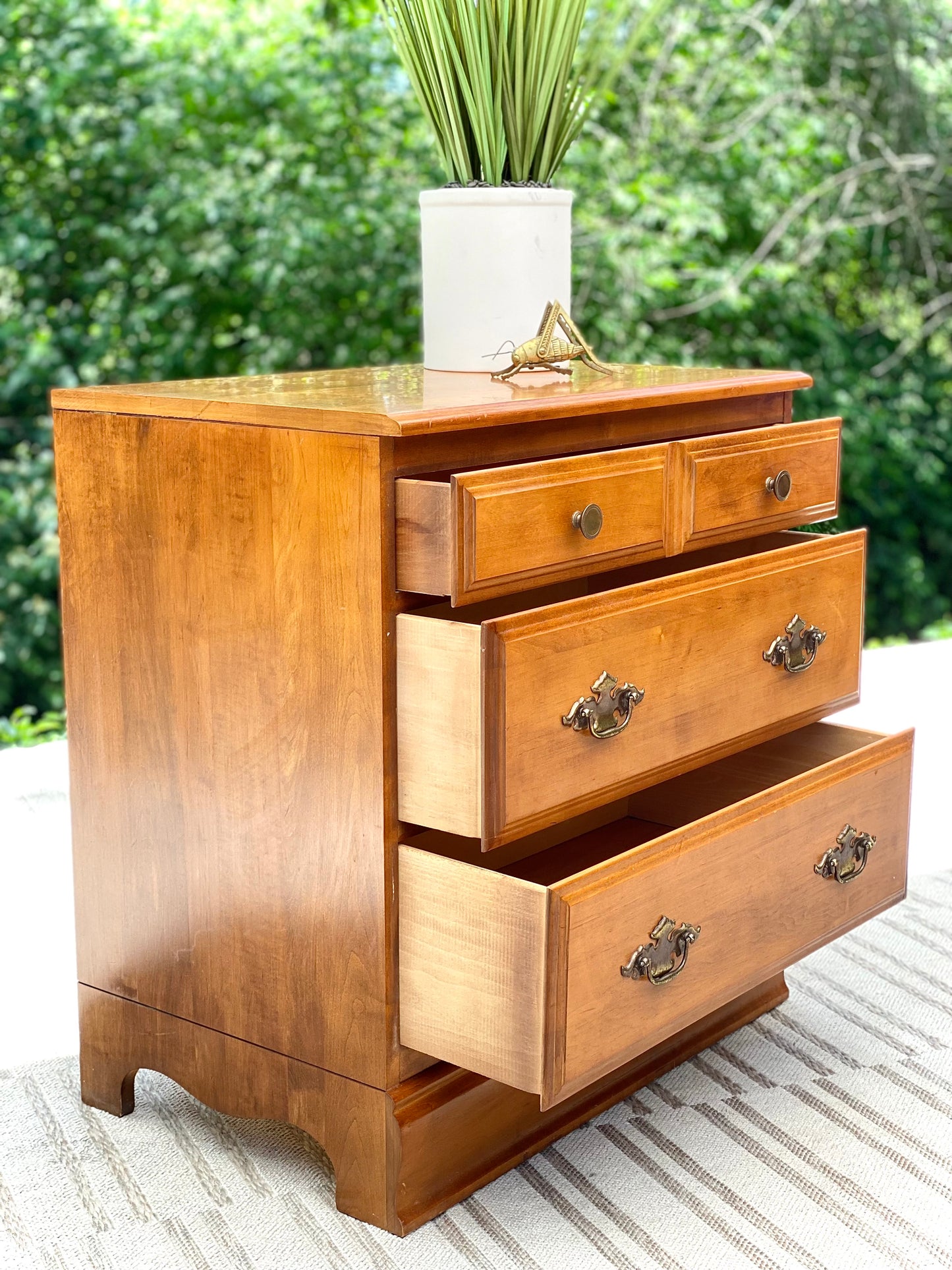 Small Vintage Wooden 3 Drawer Dresser
