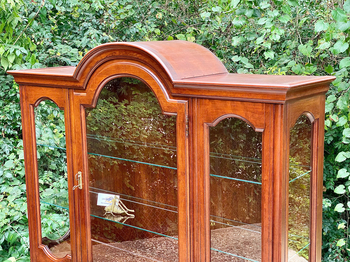 Nice Wooden Jasper 1 Piece Display Case
