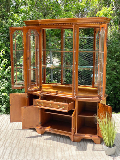 Gorgeous Lexington 2 Piece Lighted Hutch Display Cabinet