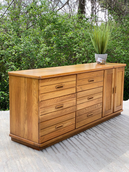 Vintage Wooden Broyhill 9 Drawer Lowboy Dresser