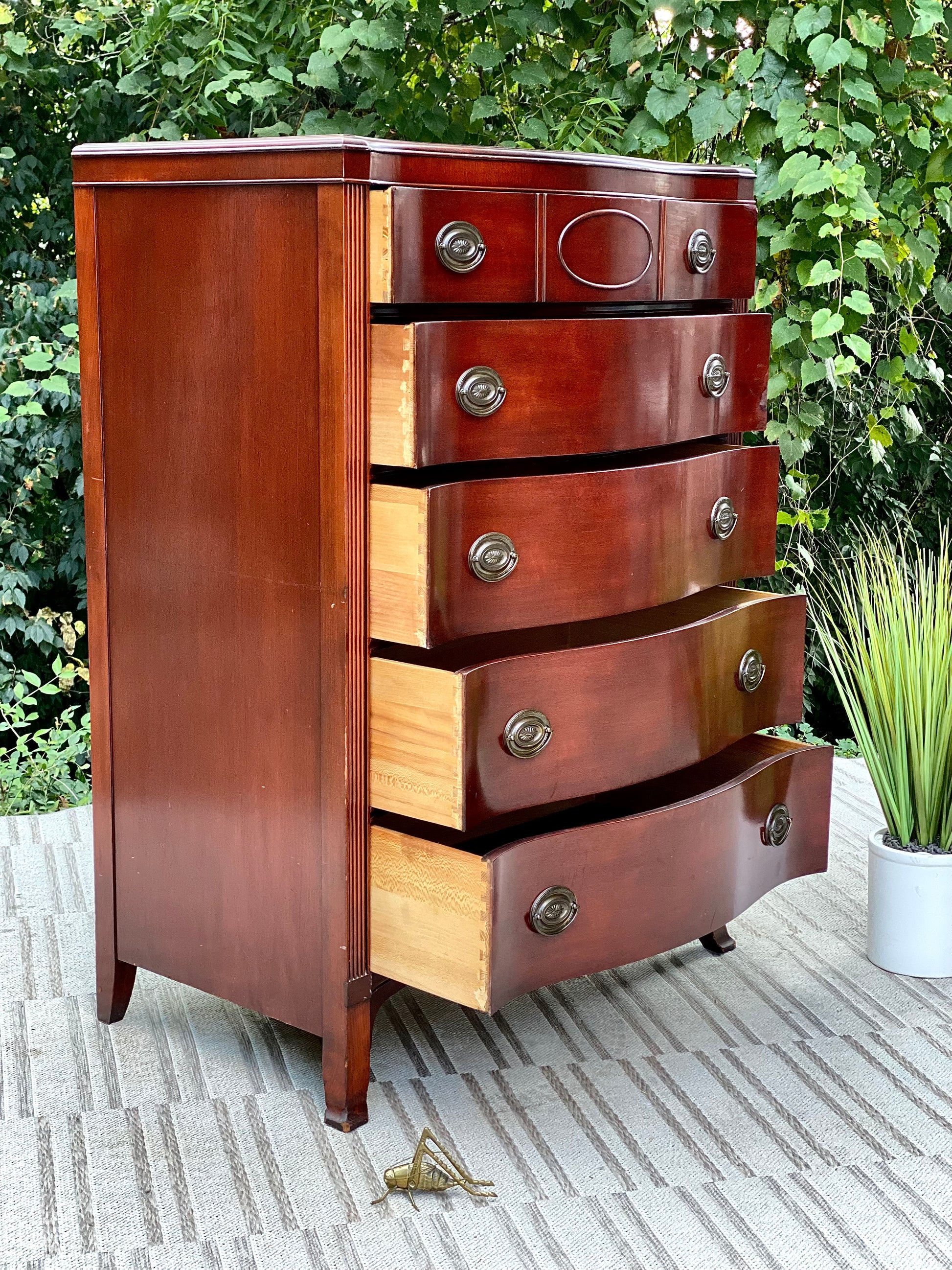 Vintage Morganton Mahogany 5 Drawer Dresser – The Velvet Cricket Vintage Morganton Mahogany 5 Drawer Dresser – The Velvet Cricket
