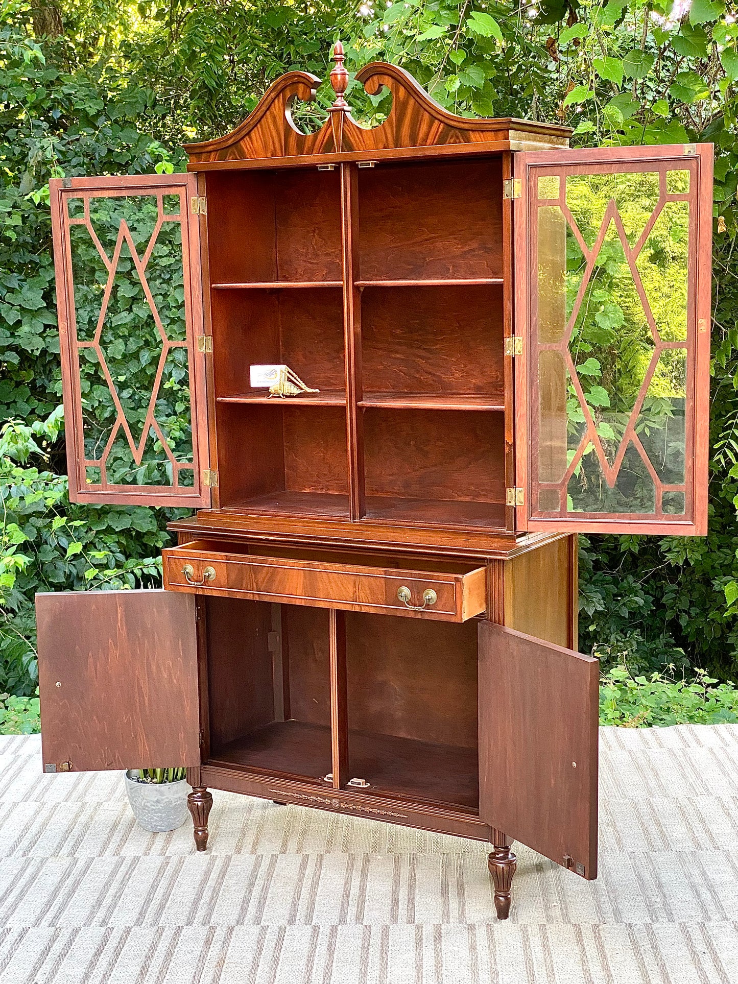Vintage Federal Mahogany Display Hutch