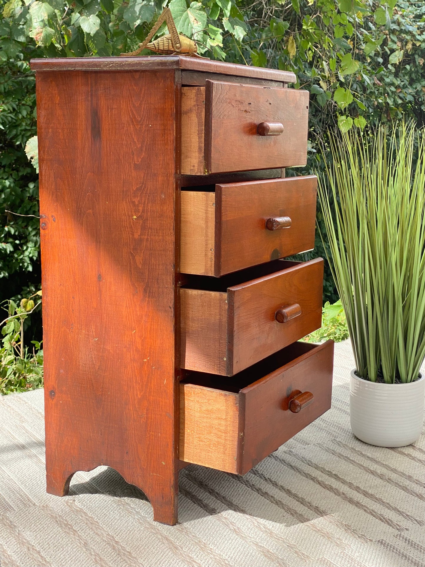 Small Vintage Pine 4 Drawer Dresser