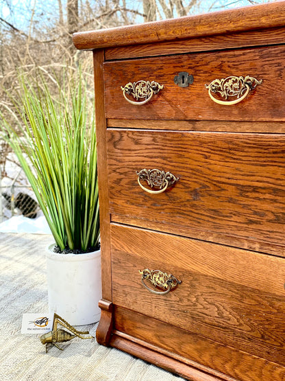 Vintage Oak 4 Drawer Dresser