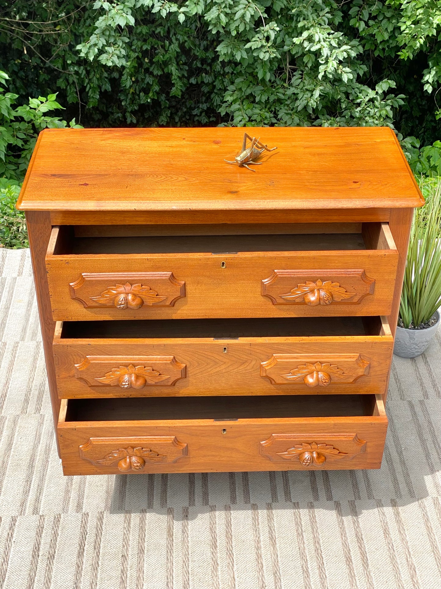 Vintage Wooden Pine Cone 3 Drawer Dresser