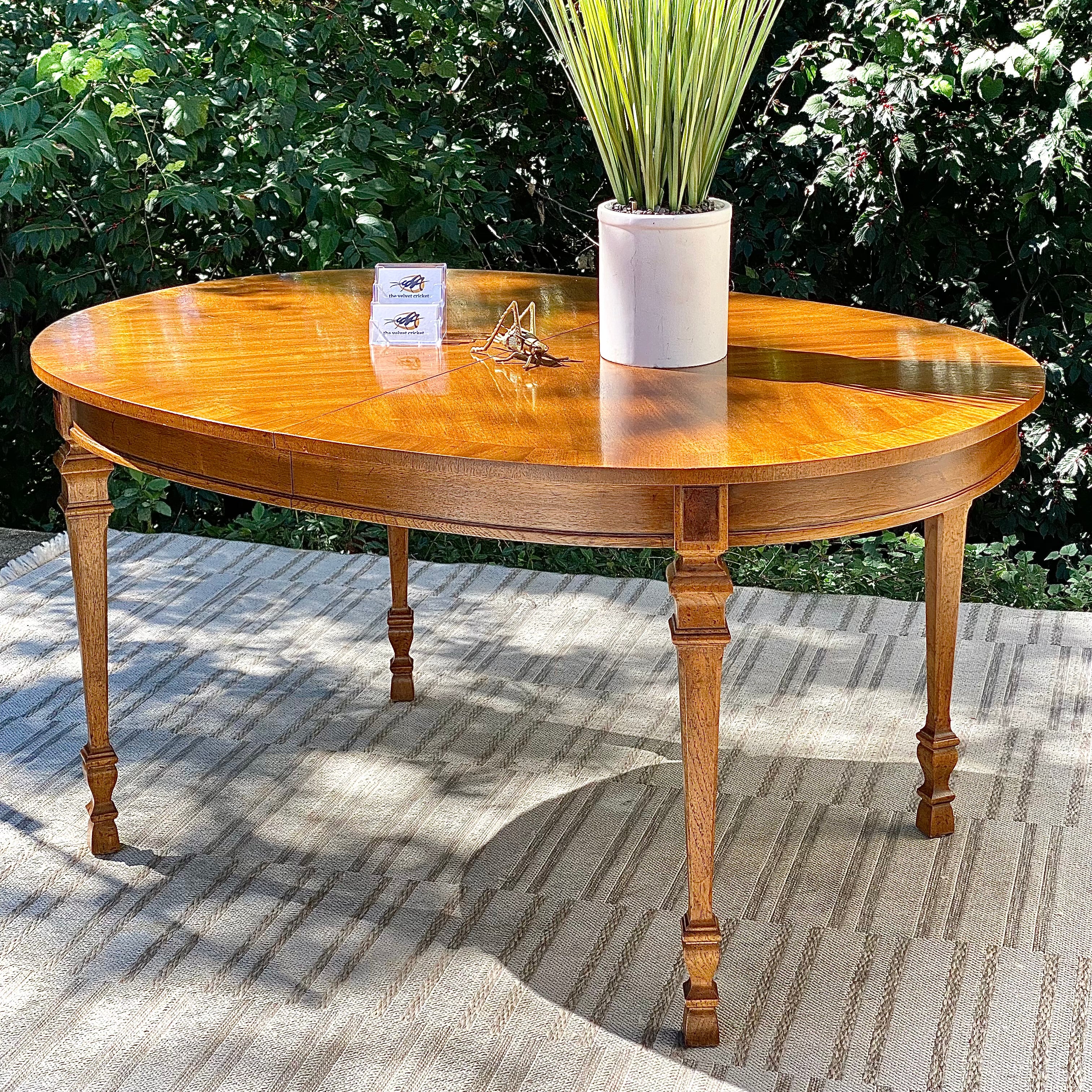 Vintage Wooden Drexel Dining Table – The Velvet Cricket