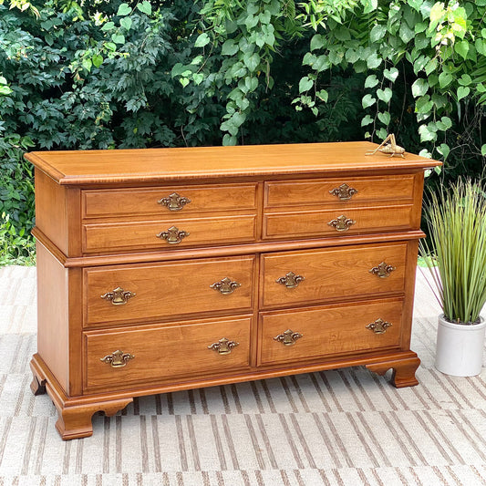 Young Hinkle Maple House 6 Drawer Dresser