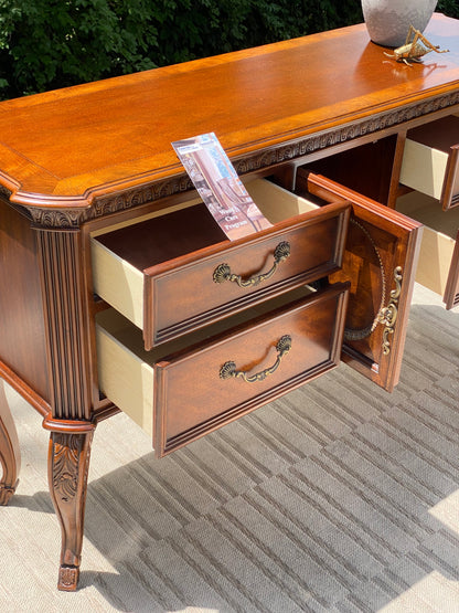 Beautiful Wooden Hallway Table Credenza