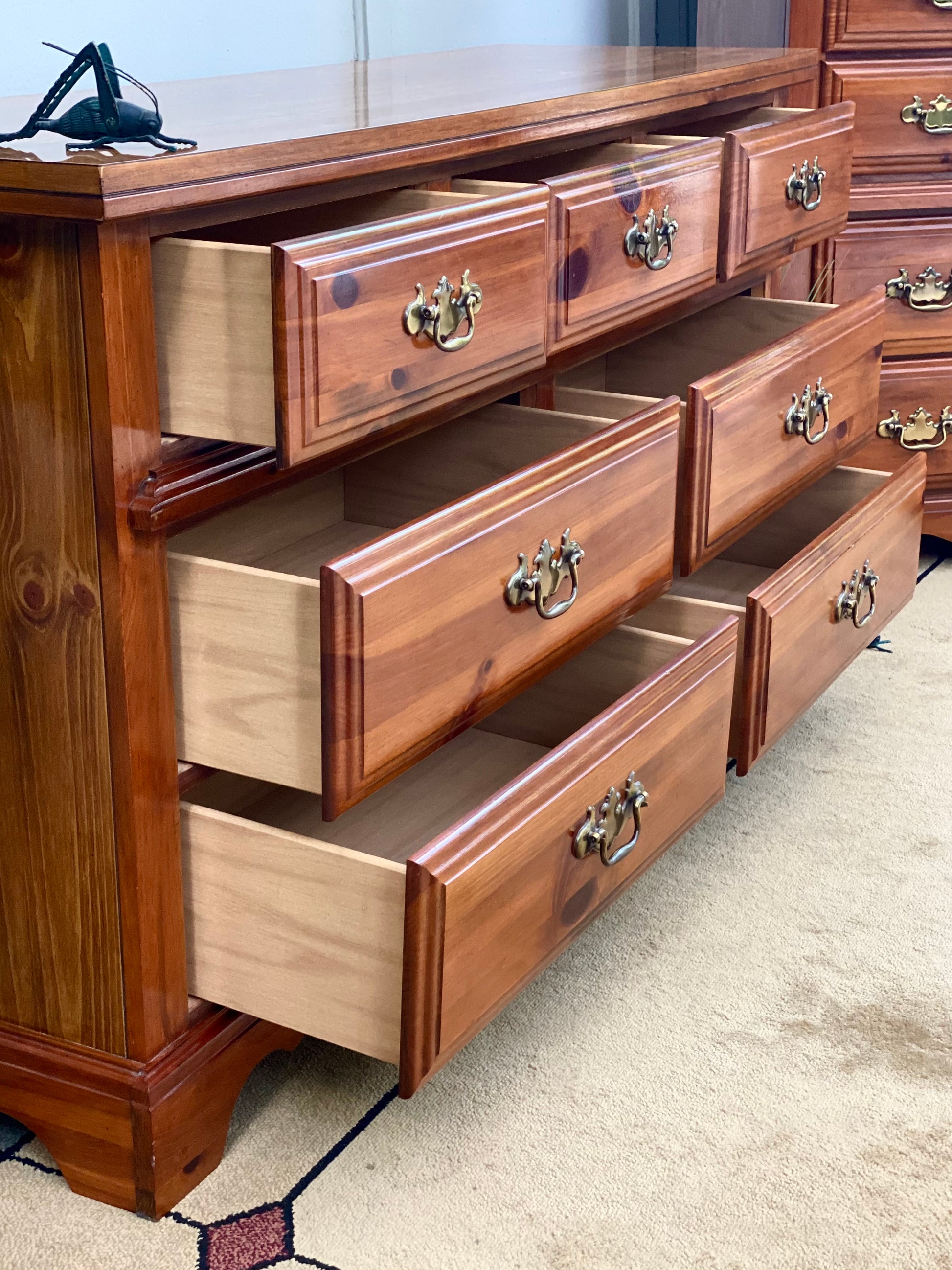 Vintage Broyhill 7 Drawer Dresser Vintage Broyhill 7 Drawer Dresser