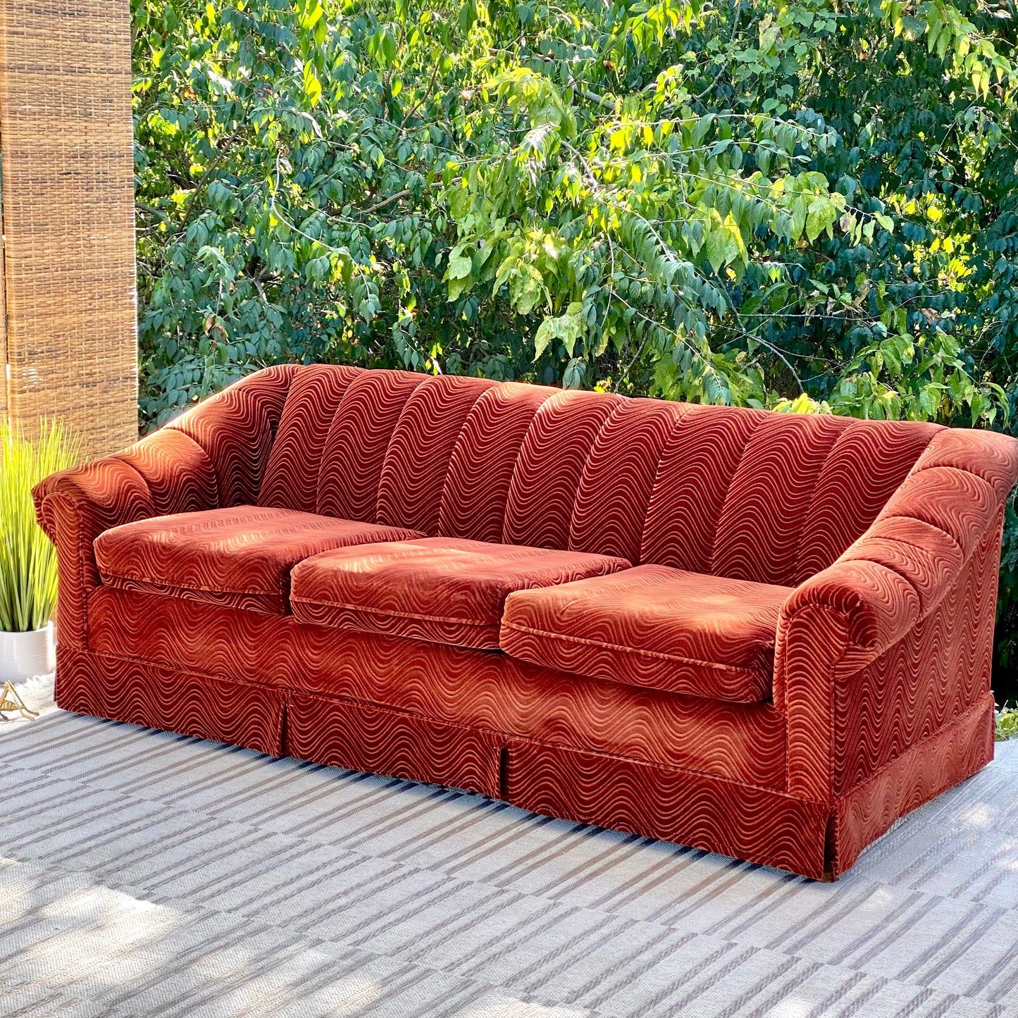 Vintage Swirl Raisin Couch