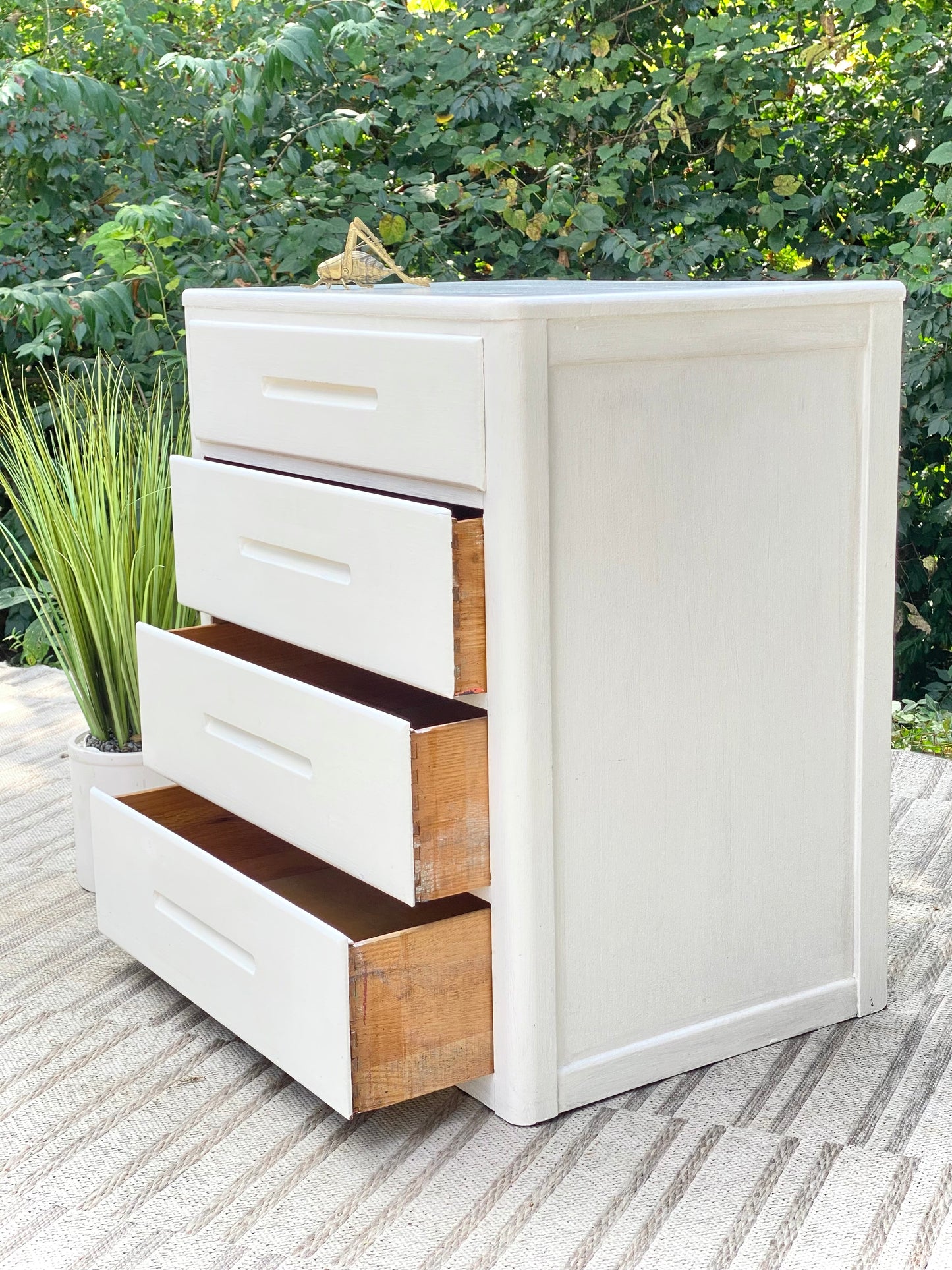 Vintage MCM White 4 Drawer Dresser