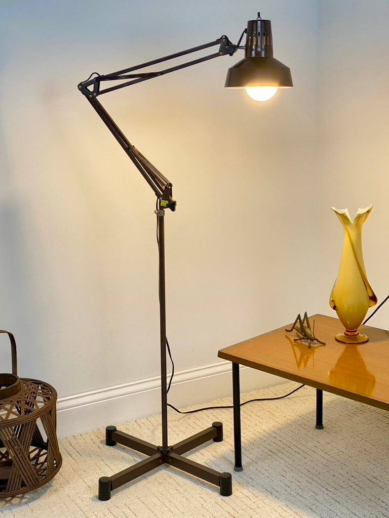Vintage MCM Mid Century Adjustable Metal Floor Lamp