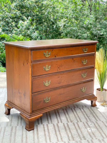 Vintage 4 Drawer Pine Dresser by Drexel