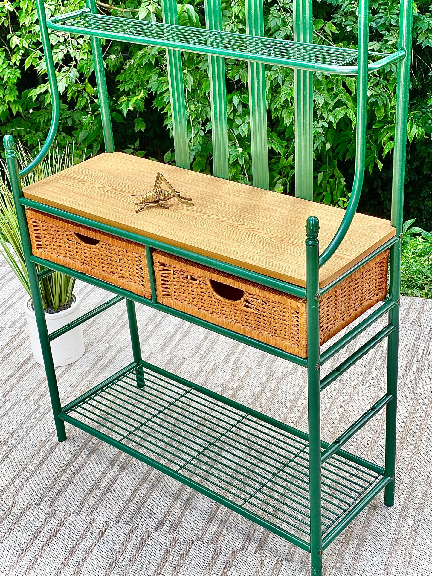 Green Metal Baker’s Rack