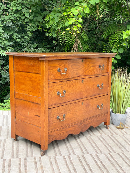 Vintage Oak 3 Drawer Dresser
