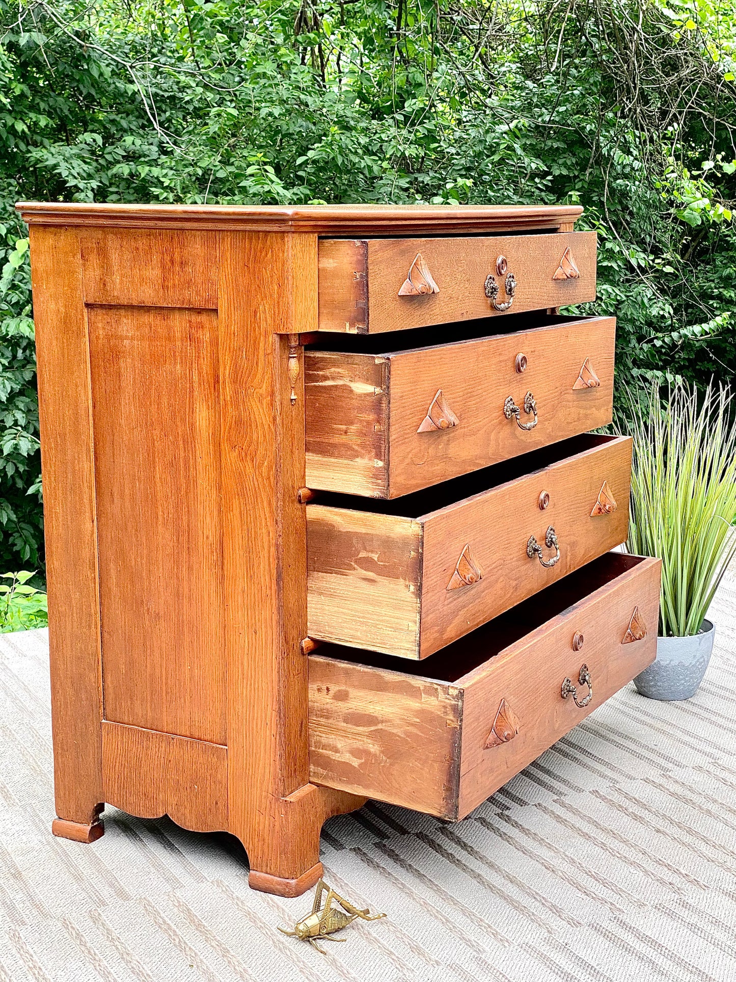 Vintage Solid Wood 4 Drawer Dresser