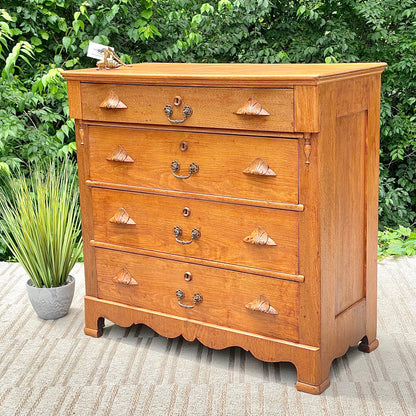 Vintage Solid Wood 4 Drawer Dresser