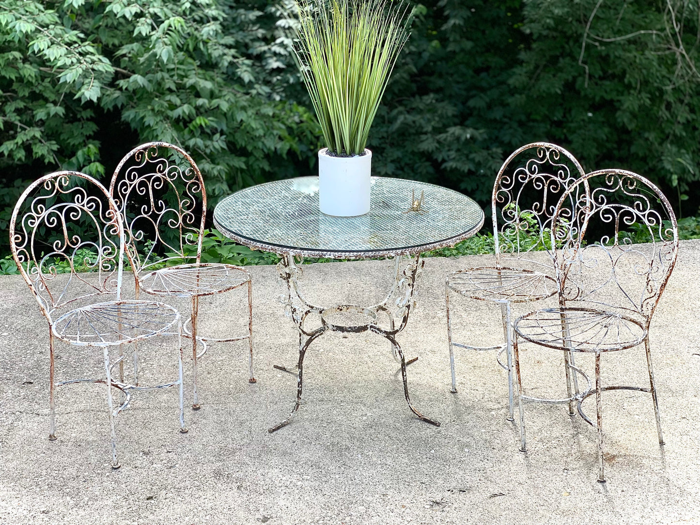 Vintage Rustic Wrought Iron Patio Set