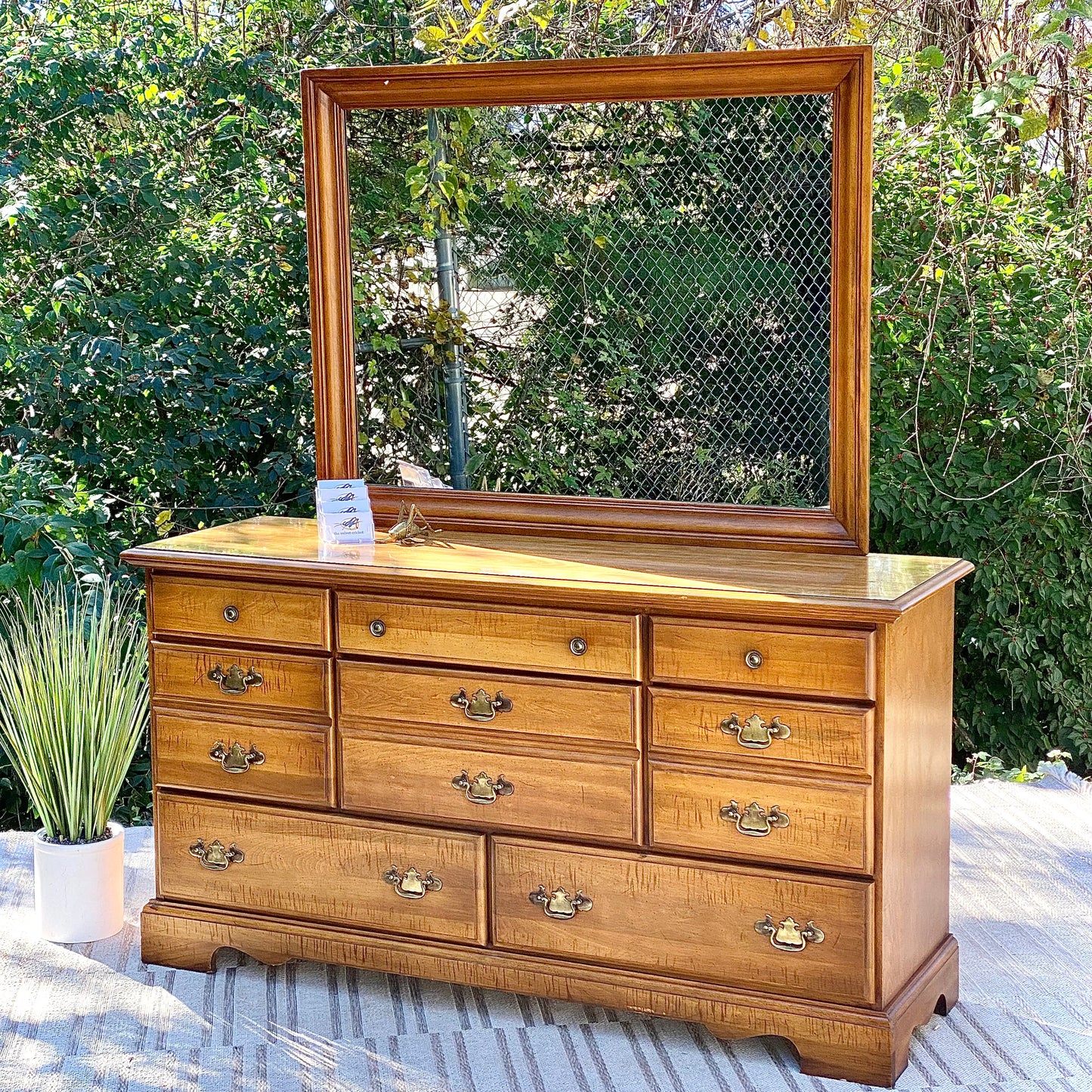 Vintage Broyhill Wooden 8 Drawer Dresser