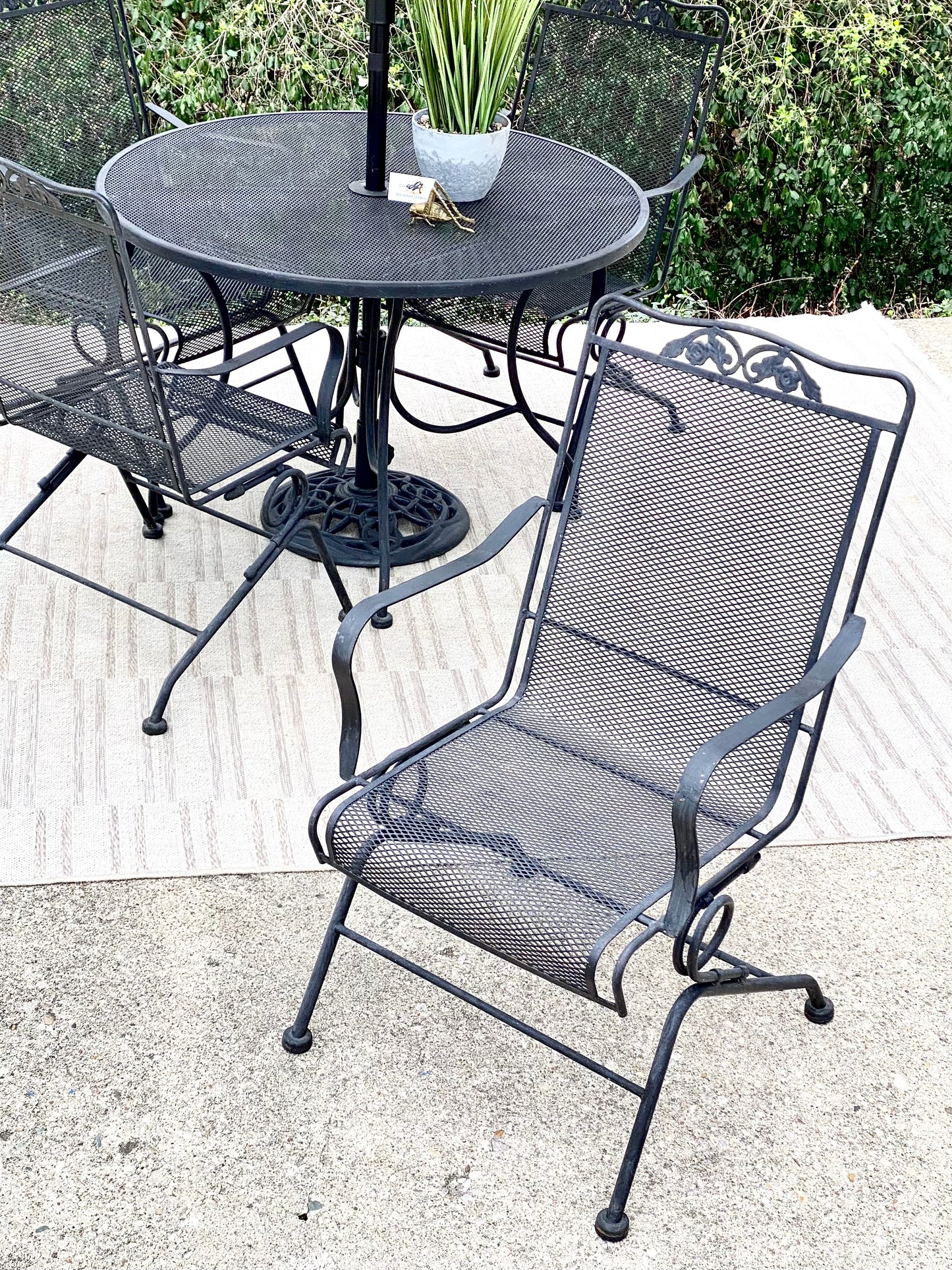 Nice Woodard Style Iron Patio Set