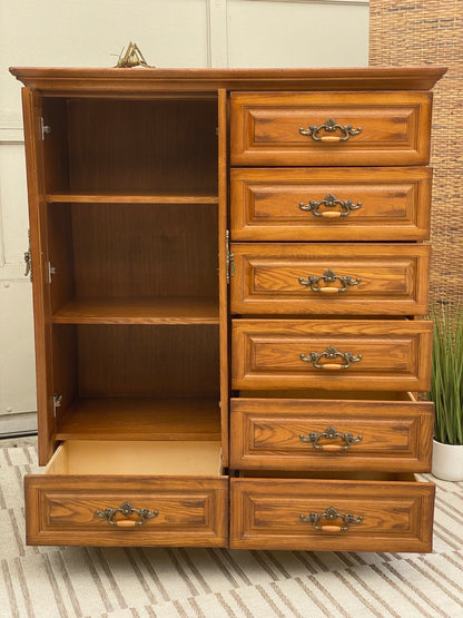 Tall Oak 7 Drawer Dresser