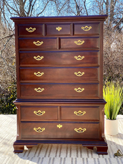 Vintage Thomasville Wooden 7 Drawer Dresser