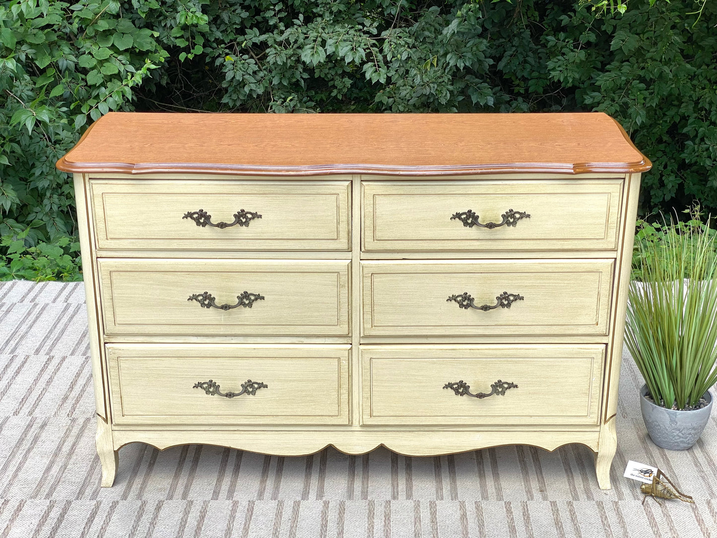 Vintage French Provincial Wooden 6 Drawer Dresser
