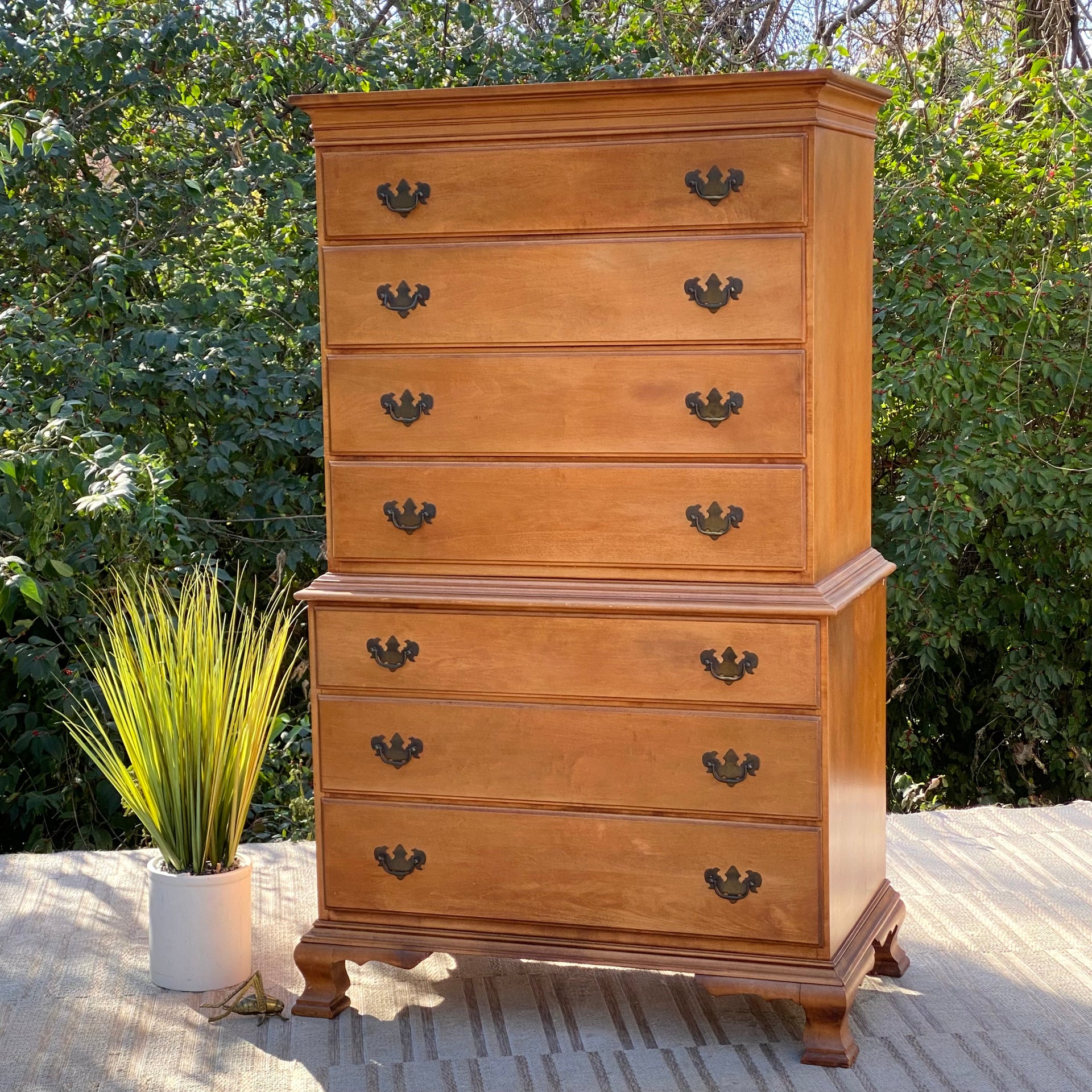 vintage maple dresser Trutype 7 Drawer – The Velvet Cricket SIZE:26W feb26 Adrianna Papell One-Shoulder Capelet