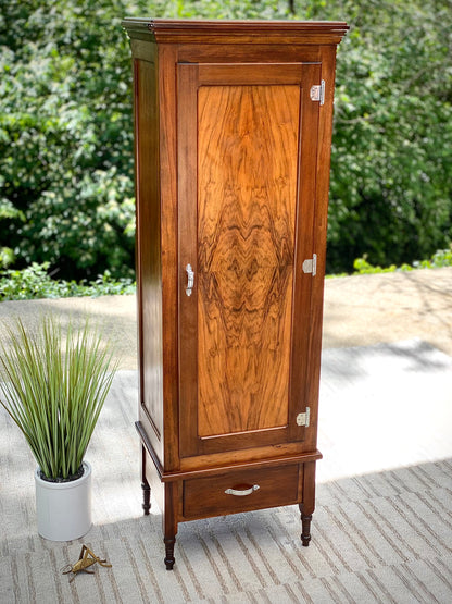 Vintage Art Deco Wooden Gibson Cabinet