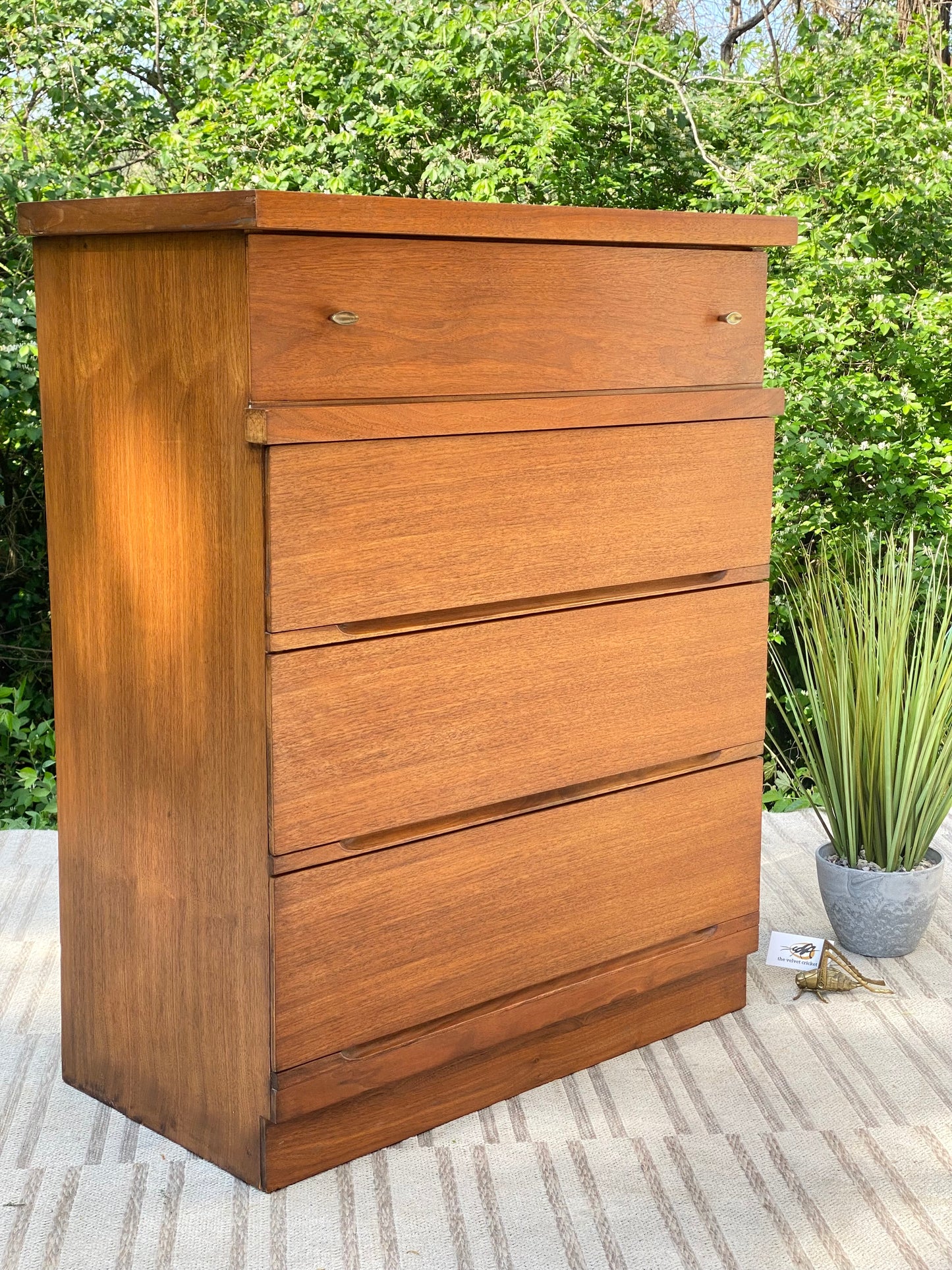 Vintage MCM Harmony House 4 Drawer Dresser