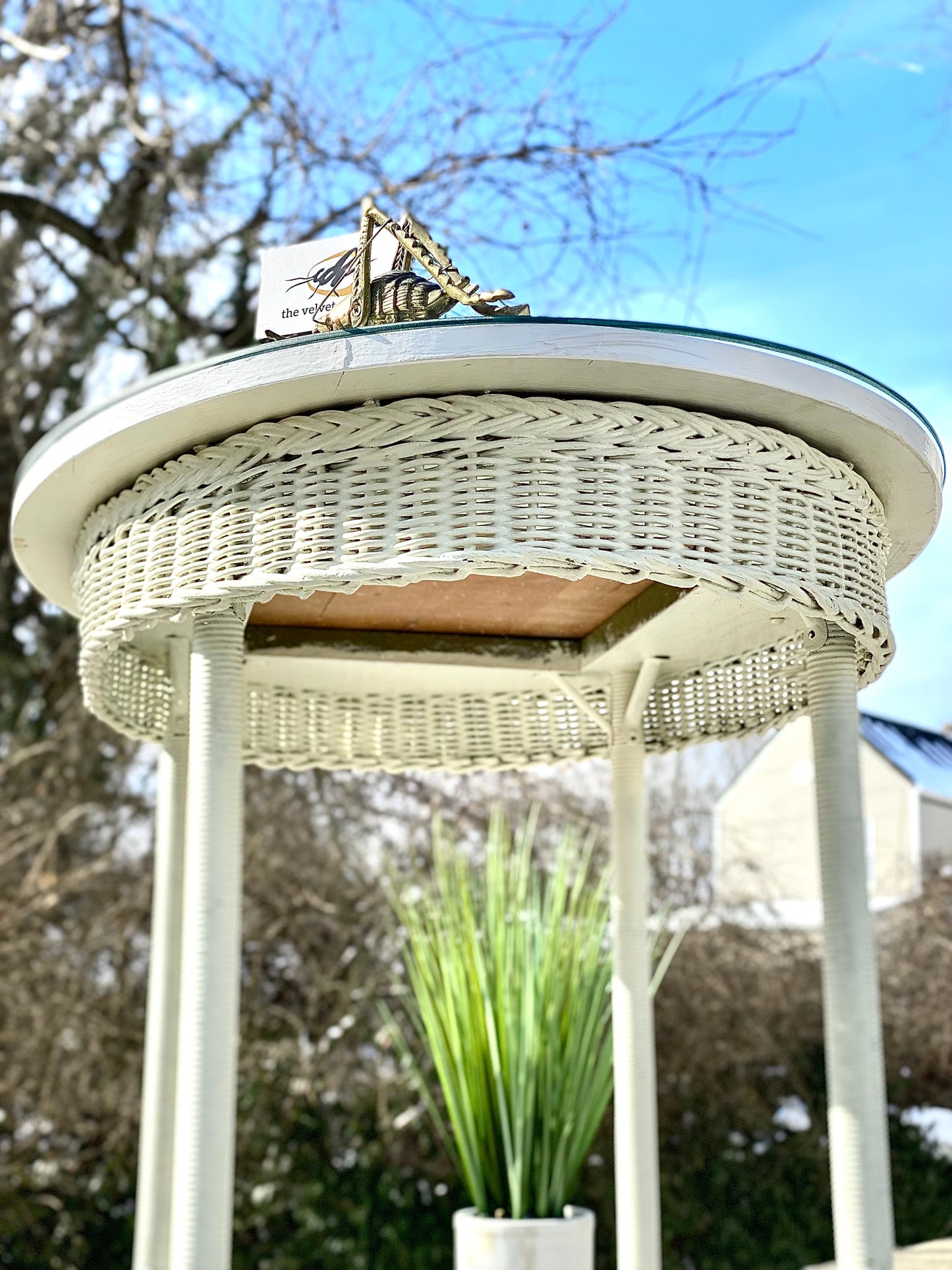 Nice Vintage Wicker Oval Table