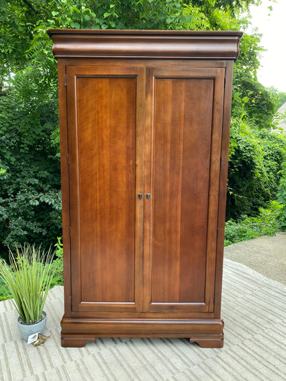 Nice Broyhill Wooden Wardrobe Armoire Cabinet