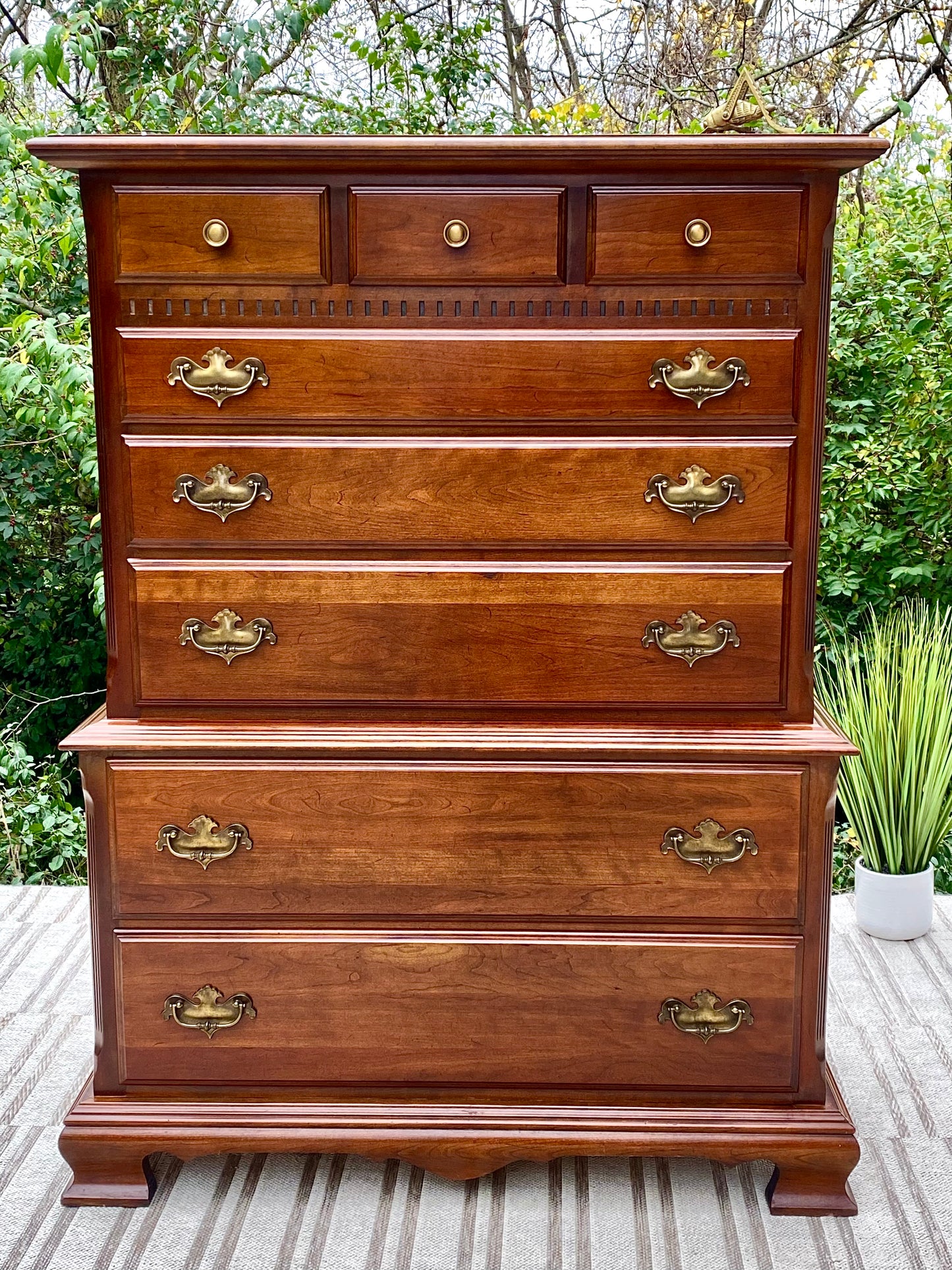 Nice Wooden 8 Drawer Dresser