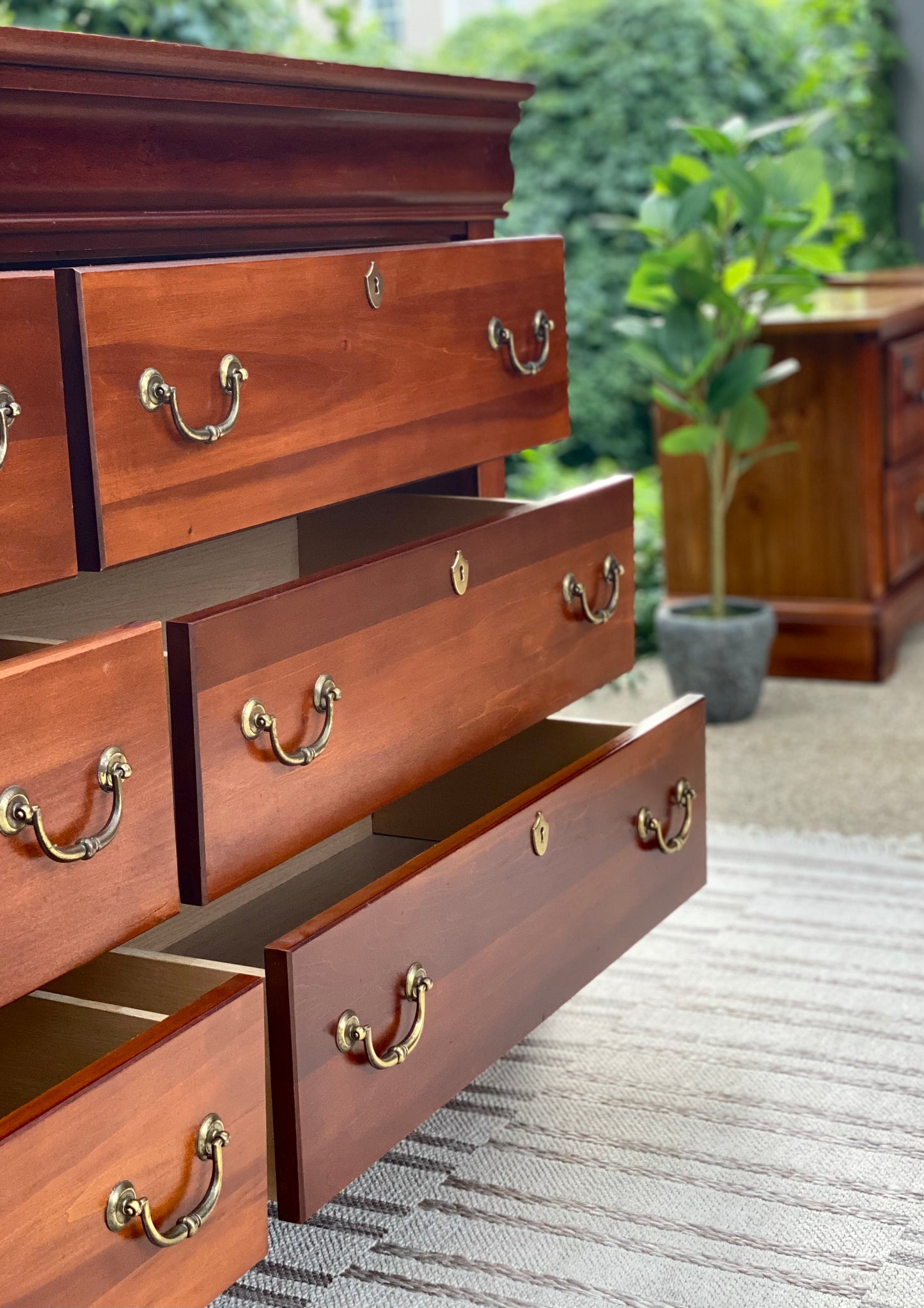 Modern Wooden 6 Drawer Dresser