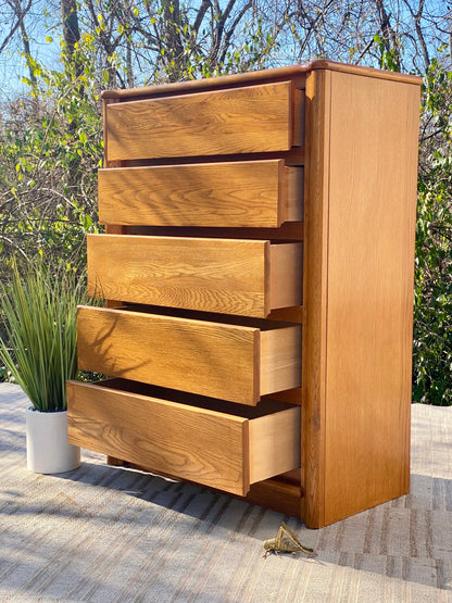 Nice Webb Wooden 5 Drawer Highboy Dresser