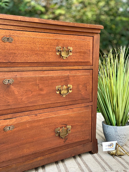 Vintage Wooden 3 Drawer Dresser