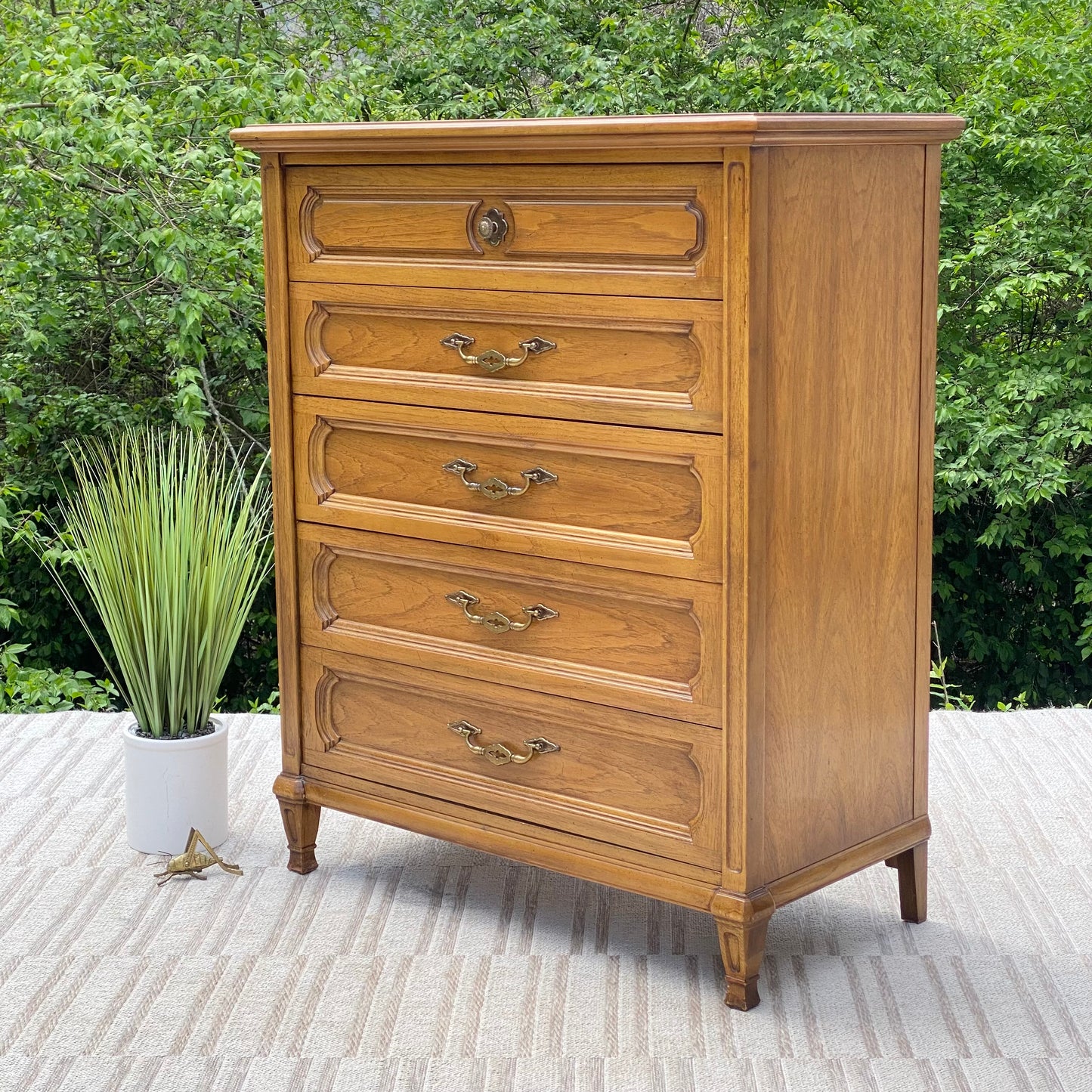 Vintage Thomasville 5 Drawer Wooden Dresser