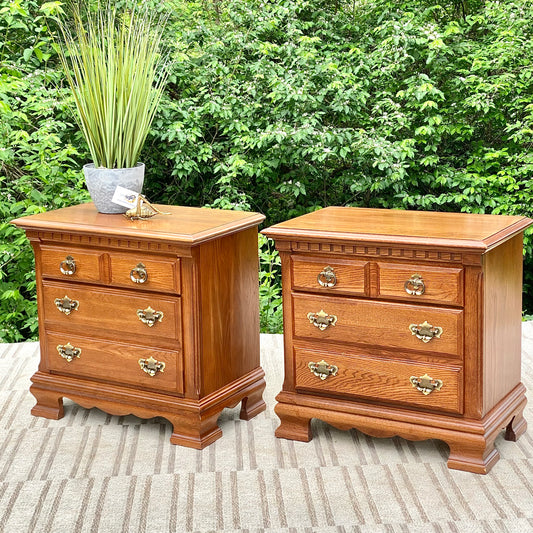 Vintage Pair of Kincaid 2 Drawer Nightstands