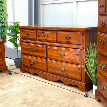 broyhill dresser Glenmore in Honey Brown Boasting gorgeous wood grains Broyhill Solid Wood Knotty Pine