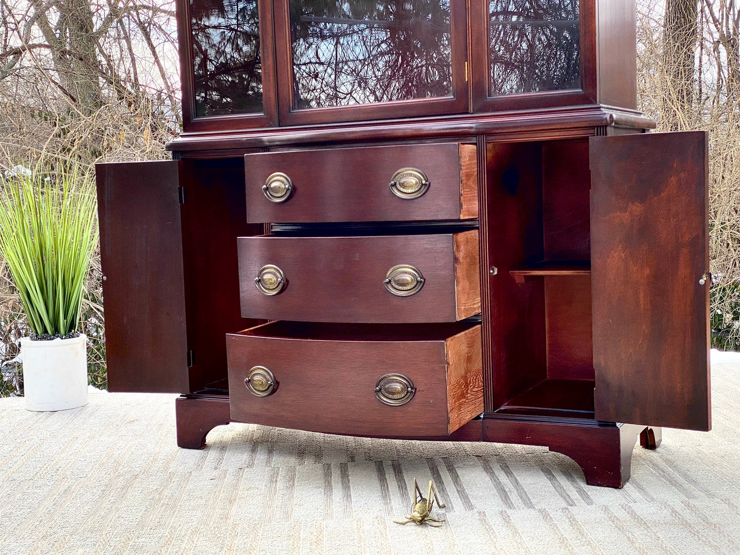 Vintage Federal Mahogany Hutch