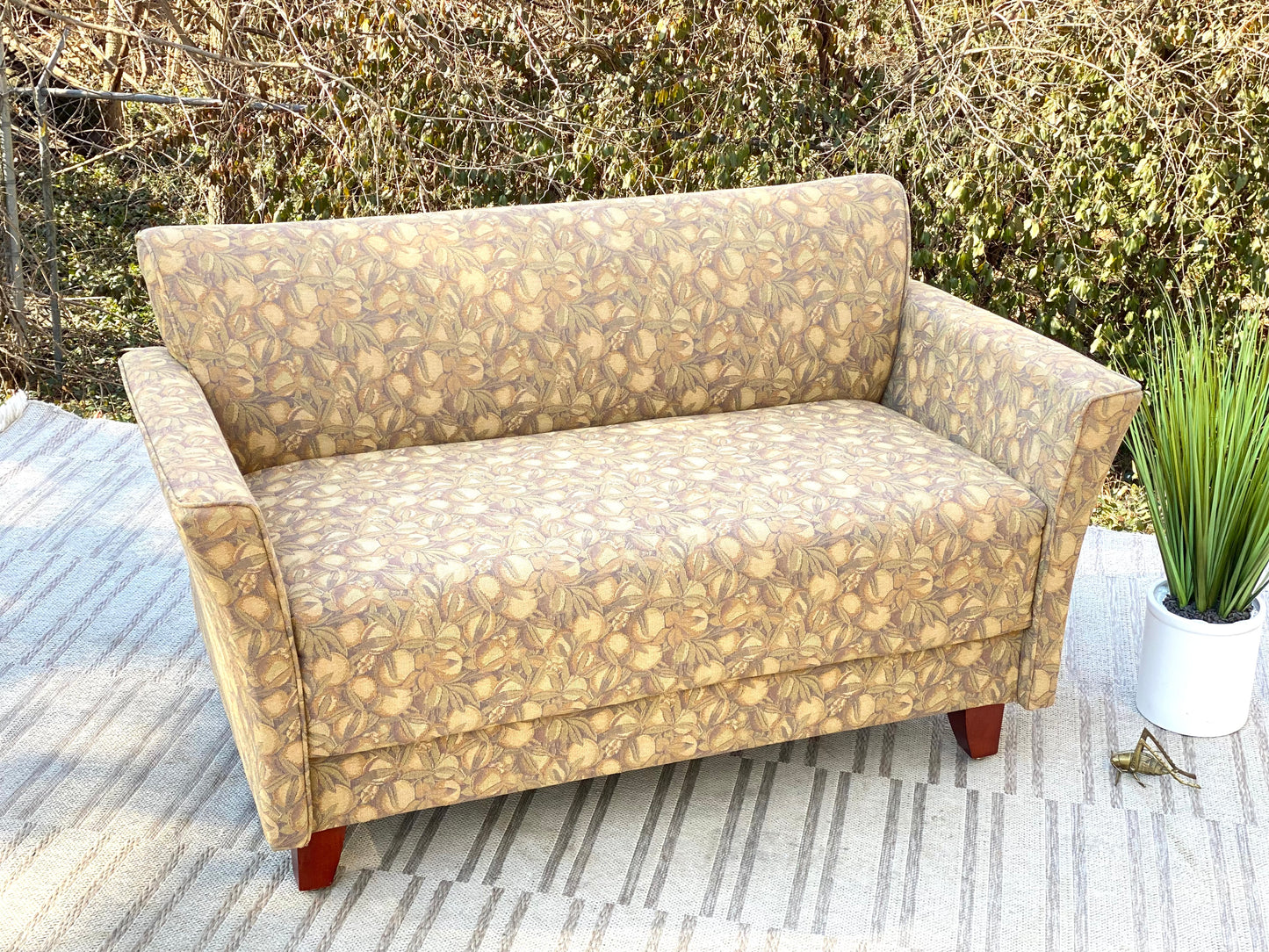 Nice Carolina Upholstered Loveseat