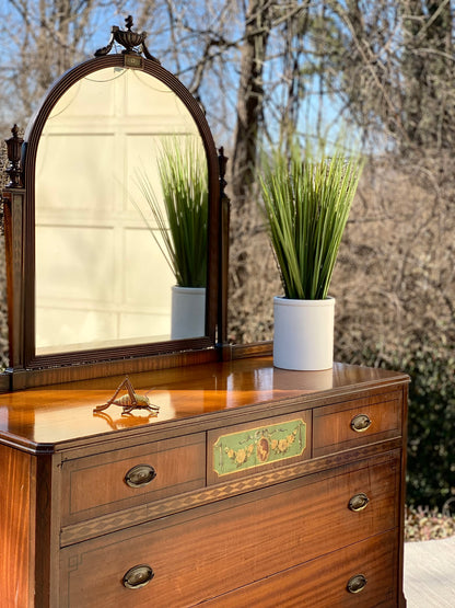 Nice Vintage Mahogany 3 Drawer Dresser & Mirror