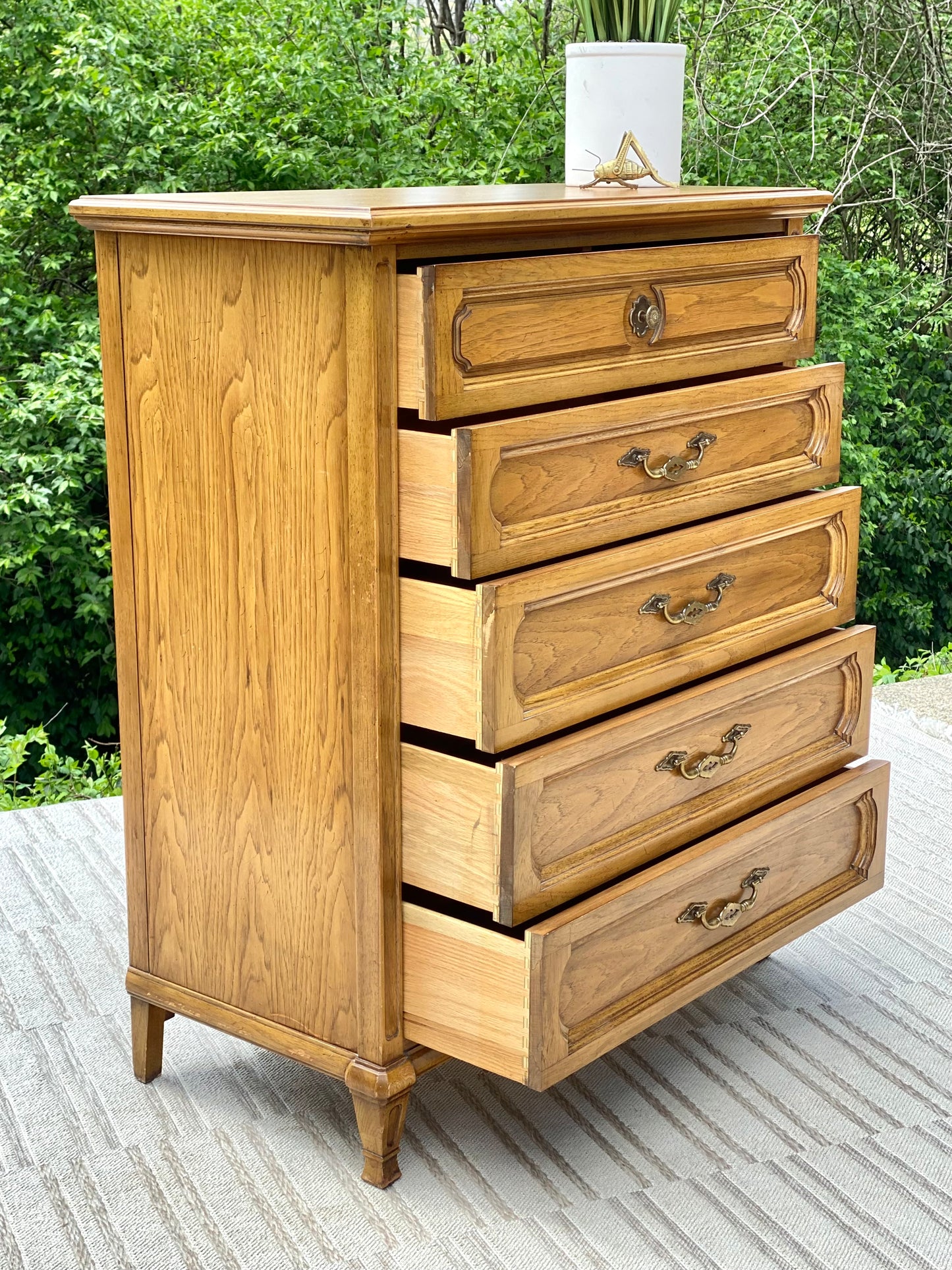 Vintage Thomasville 5 Drawer Wooden Dresser