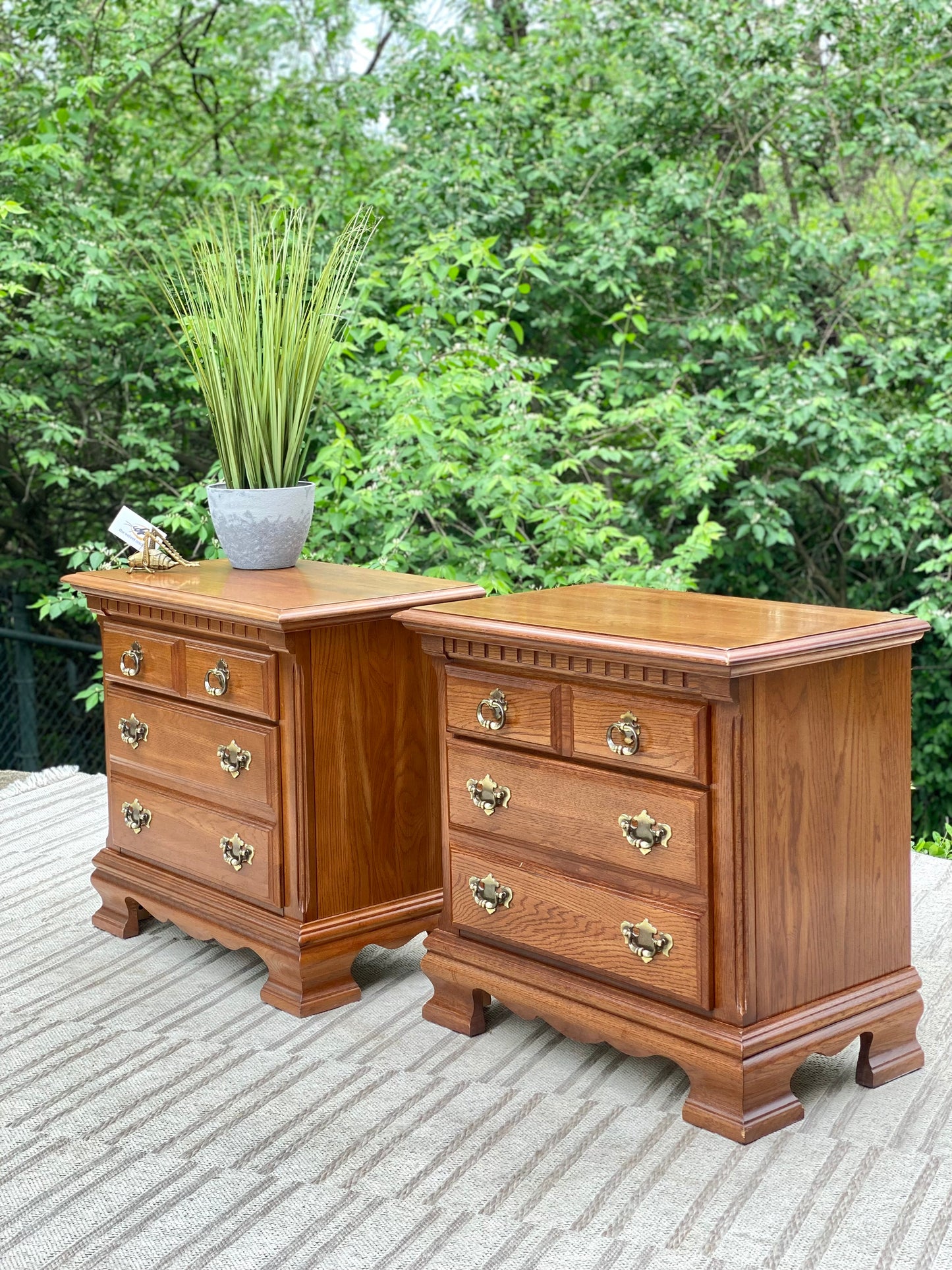 Vintage Pair of Kincaid 2 Drawer Nightstands