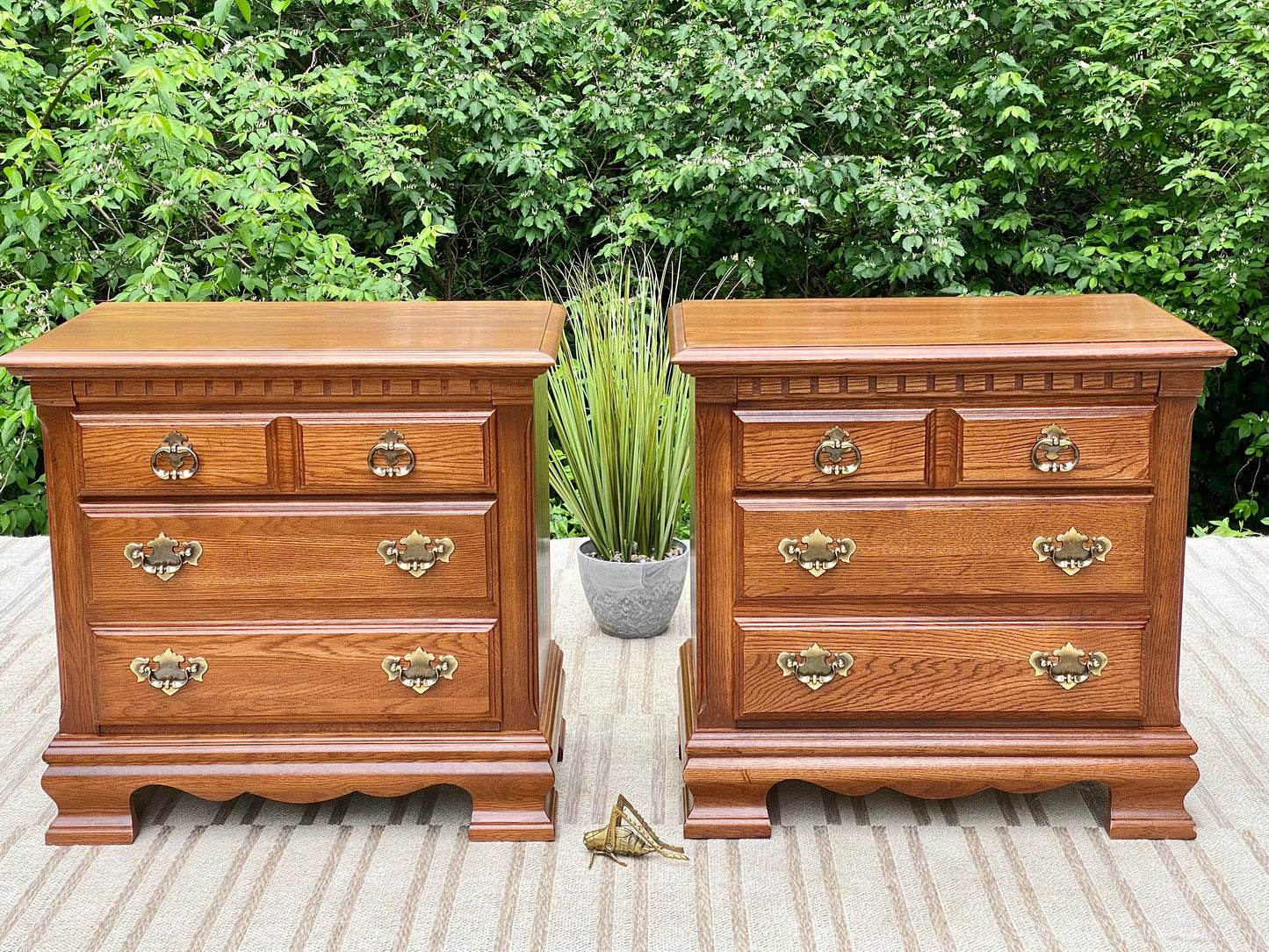 Vintage Pair of Kincaid 2 Drawer Nightstands