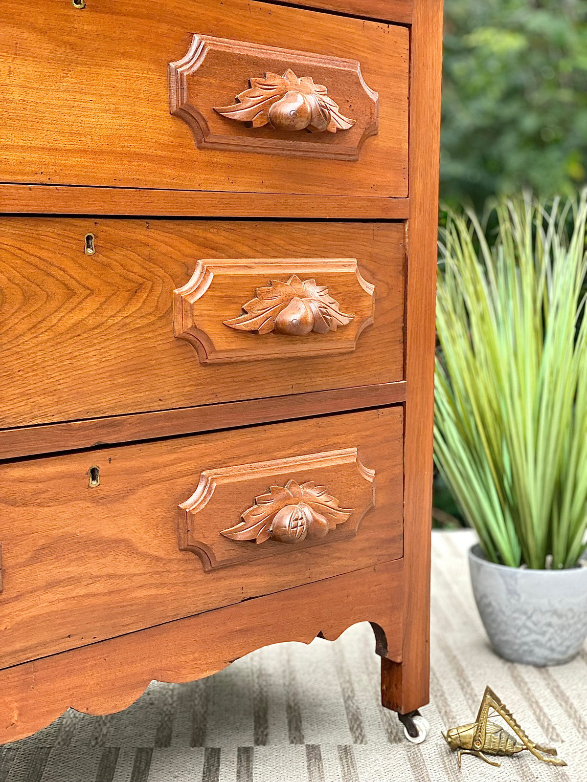 Vintage Pine 3 Drawer Dresser