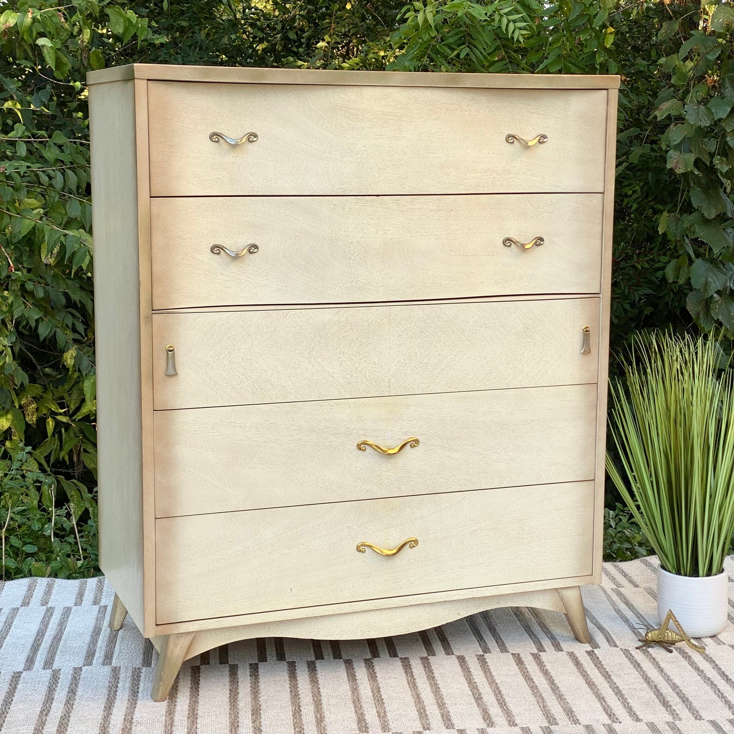 Vintage MCM 5 Drawer Dresser