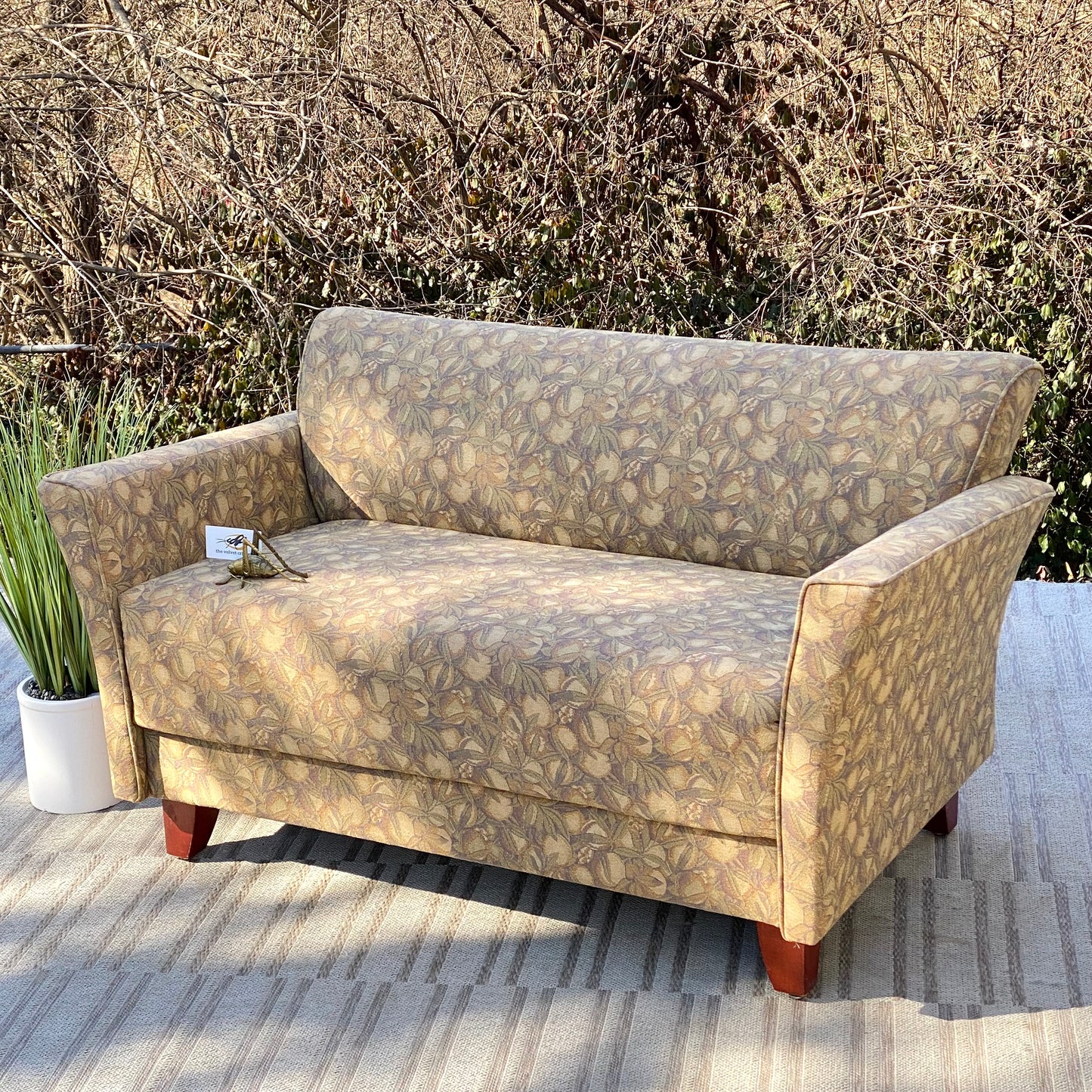 Nice Carolina Upholstered Loveseat