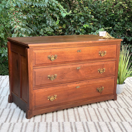Vintage Wooden 3 Drawer Dresser